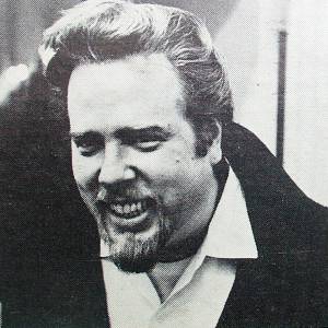 Earle Doud
