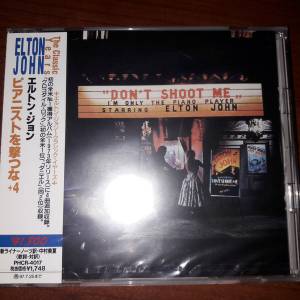 Elton John - Don't Shoot Me I'm Only The Piano Player